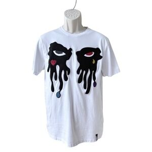 Roku Studio Graphic Patch T-Shirt White Dripping Eyes Harajuku Streetwear Size M